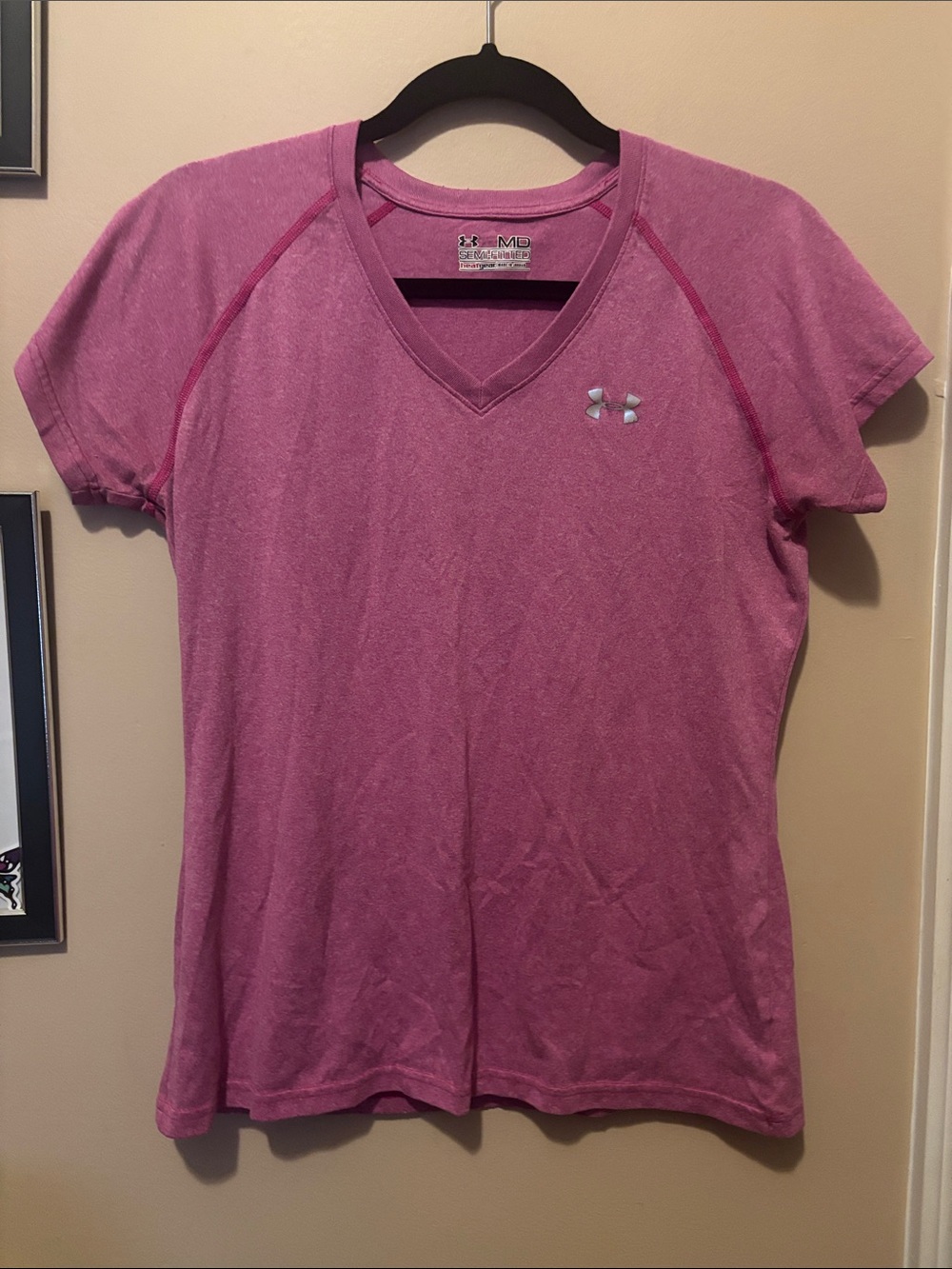 Under Armour Women’s Purple V-Neck Short Sleeve Athletic Tee